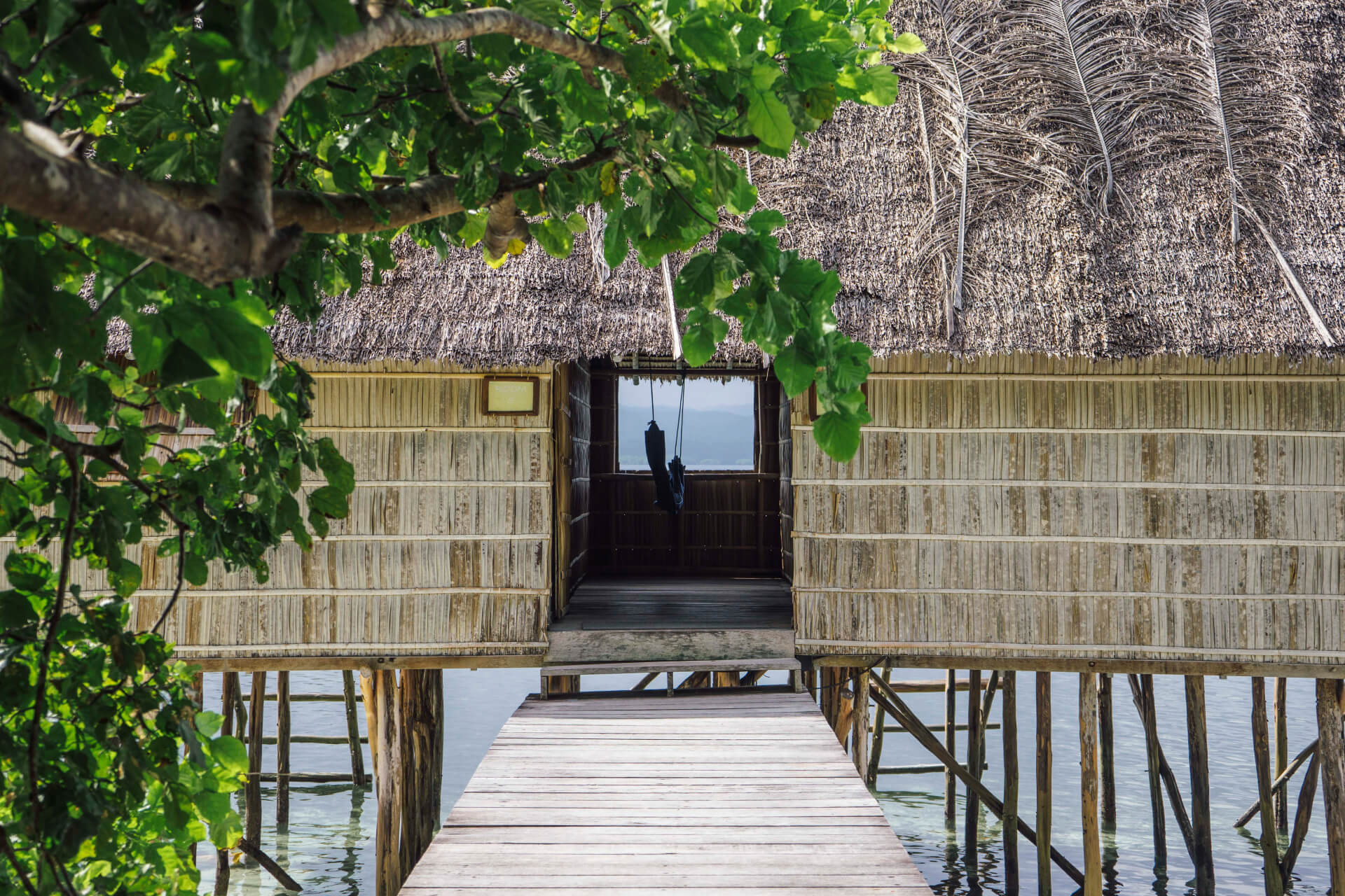 Kri Eco Resort AELotak Superior room