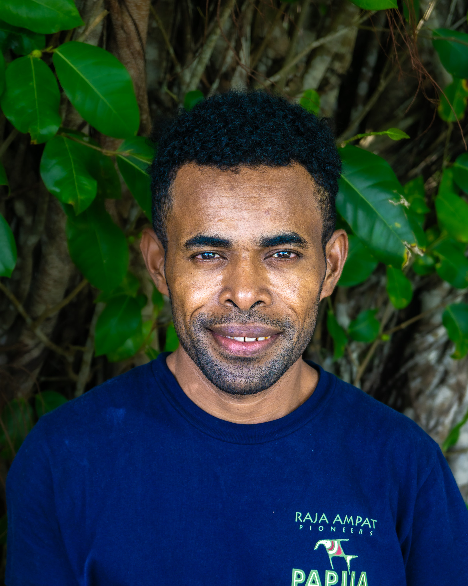 hendrik, Papua Diving Resorts team