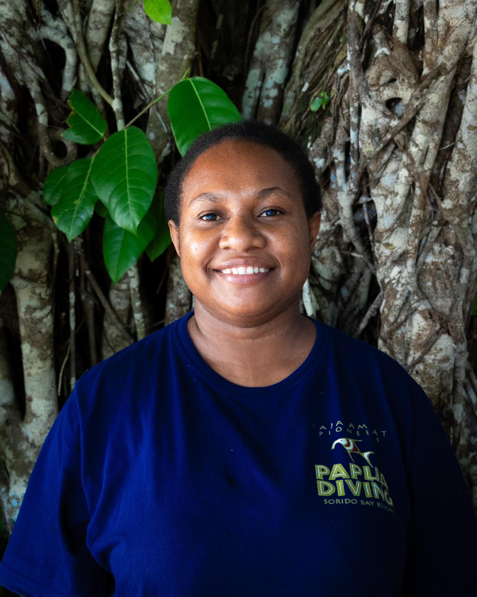 meredlin onim Papua Diving Resorts team