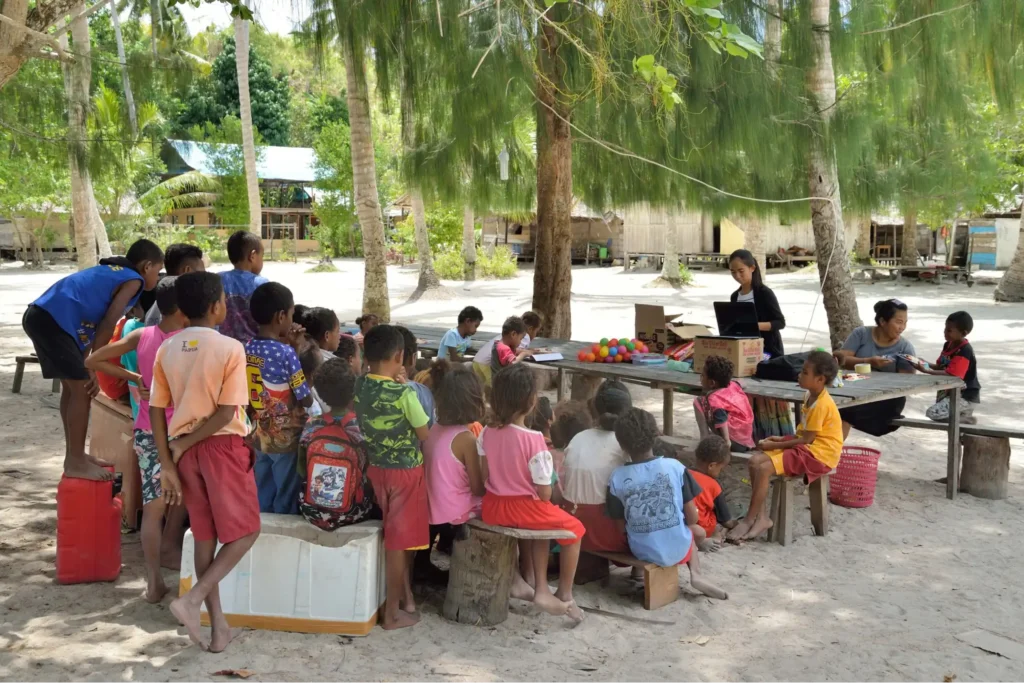 papua diving resorts effort to support local communities